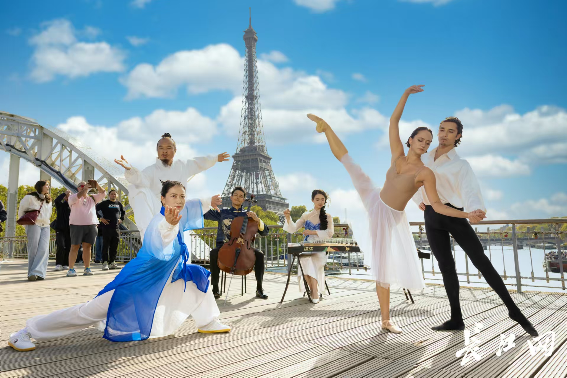 2025新年獻詞｜像長江一樣，匯聚奮進的力量